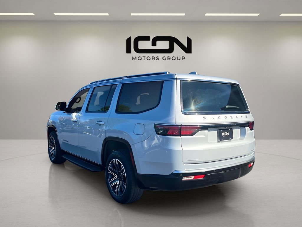 Used 2022 Jeep Wagoneer Series III AWD/4WD image 6