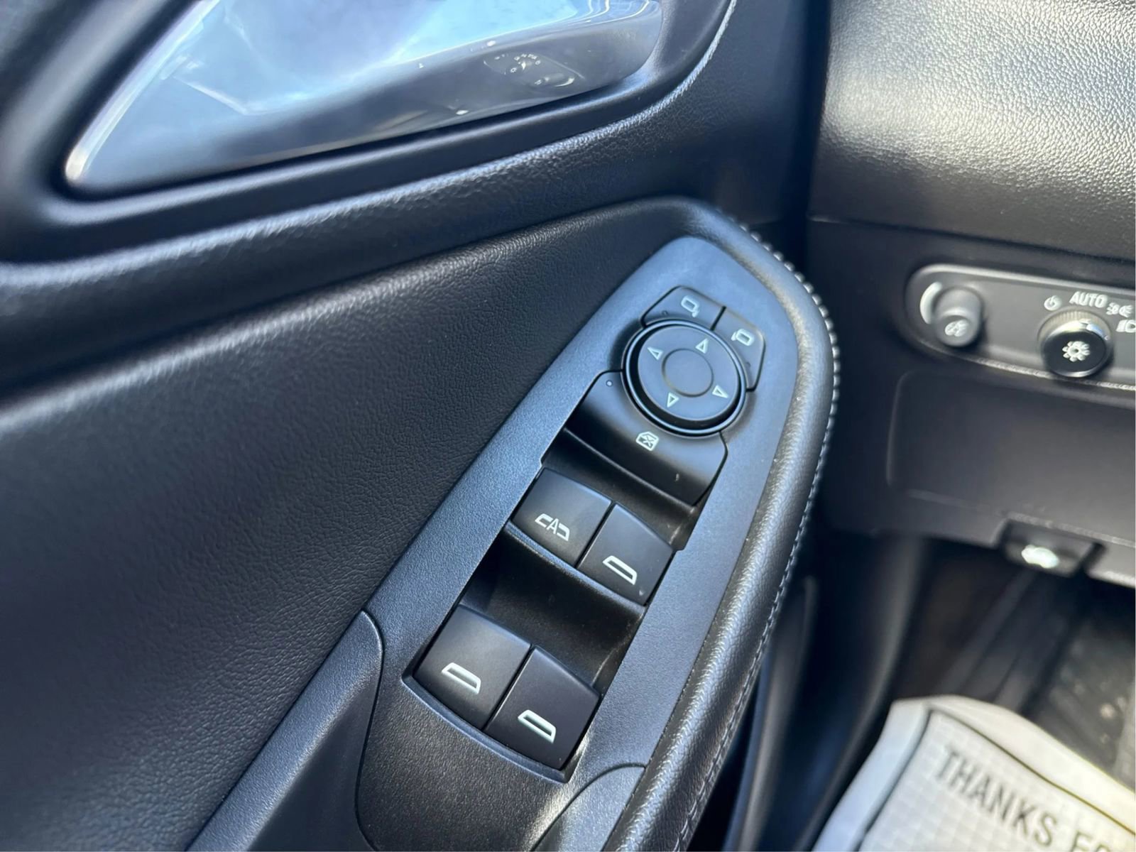 Used 2020 Buick Encore GX Preferred w/ Cold Weather Comfort Package AWD/4WD image 44