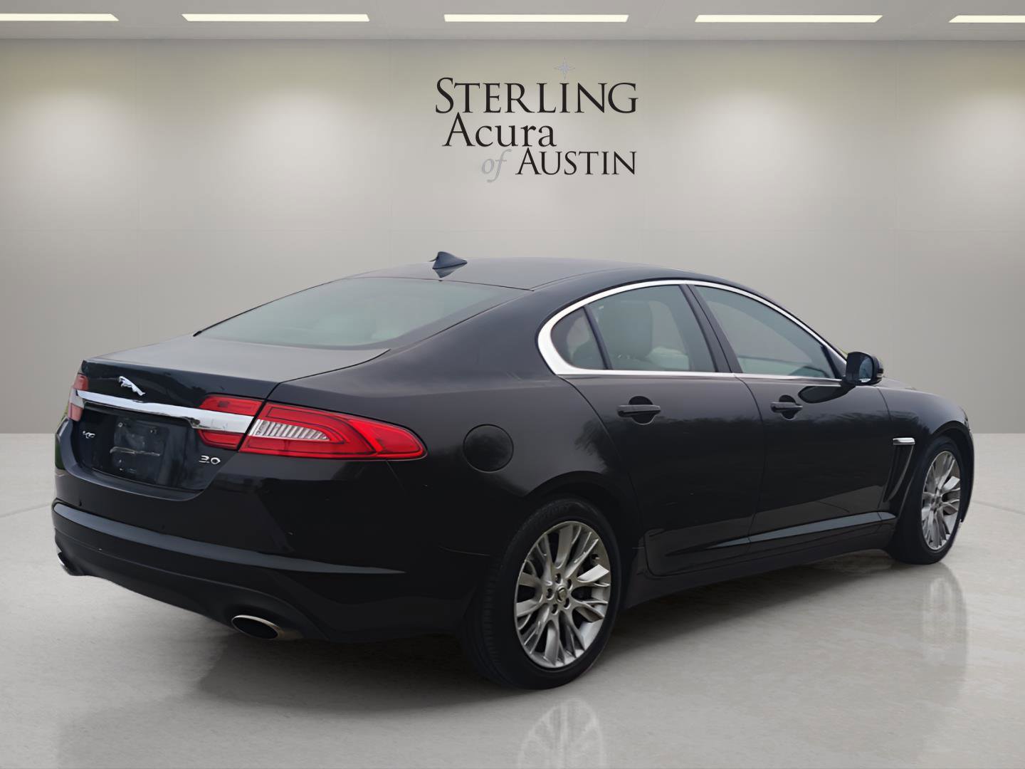 Used 2013 Jaguar XF 3.0 image 5