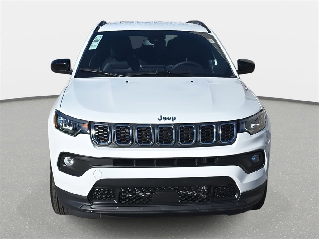 New 2026 Jeep Compass Latitude image 2