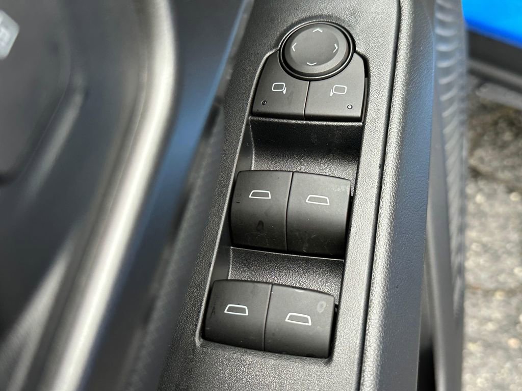 New 2026 Chevrolet Equinox EV LT image 21