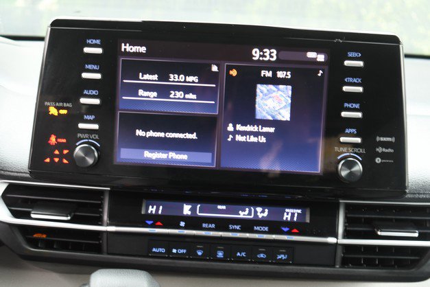 Certified 2022 Toyota Sienna LE image 19