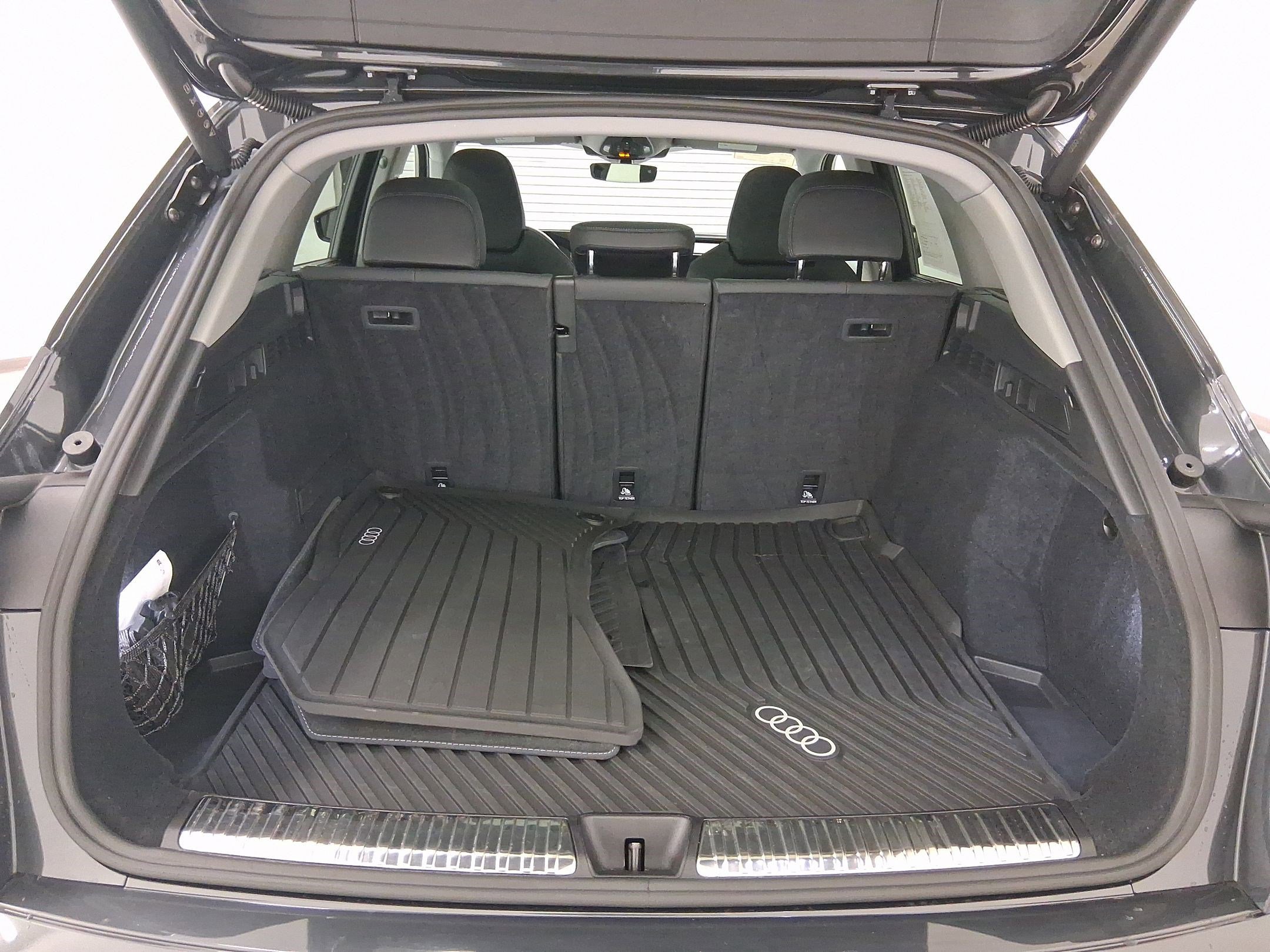Used 2025 Audi Q5 Premium Plus w/ Premium Plus image 28