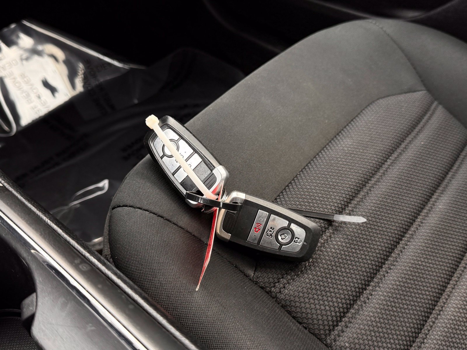 Used 2019 Ford Fusion SE FWD image 34
