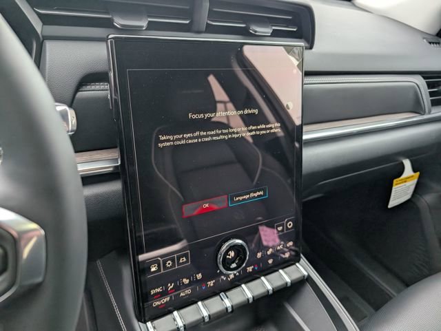 New 2026 GMC Terrain Denali w/ LPO, Black Badging Package image 20