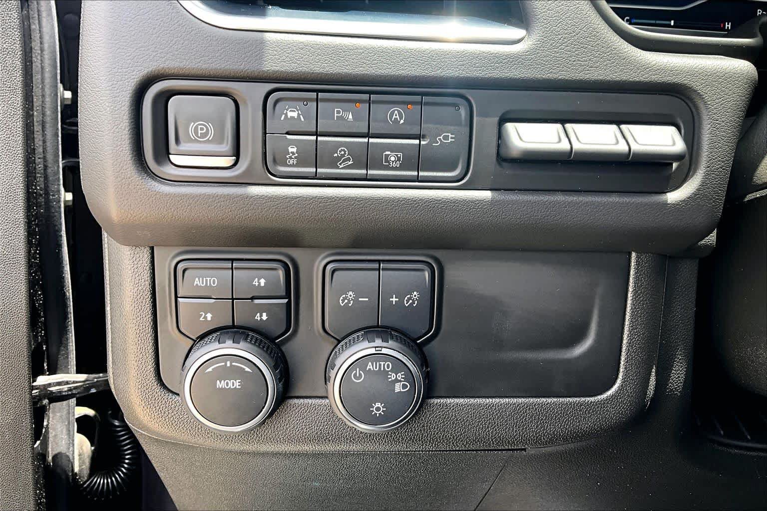 Used 2022 Chevrolet Tahoe High Country AWD/4WD image 69