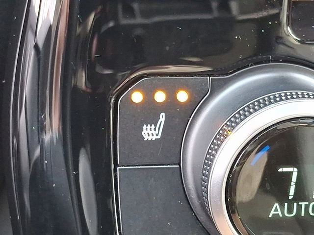 Used 2024 Toyota Highlander XLE image 26