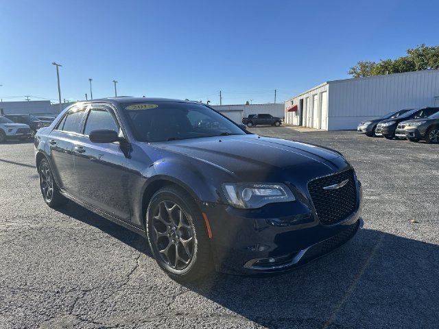 Used 2015 Chrysler 300 S AWD/4WD image 18