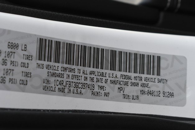 Used 2016 Jeep Grand Cherokee Limited w/ Trailer Tow Group IV image 33