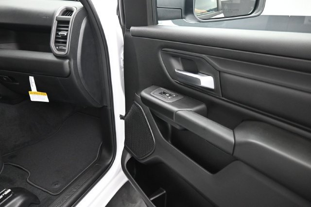 New 2027 RAM 1500 Express AWD/4WD image 28