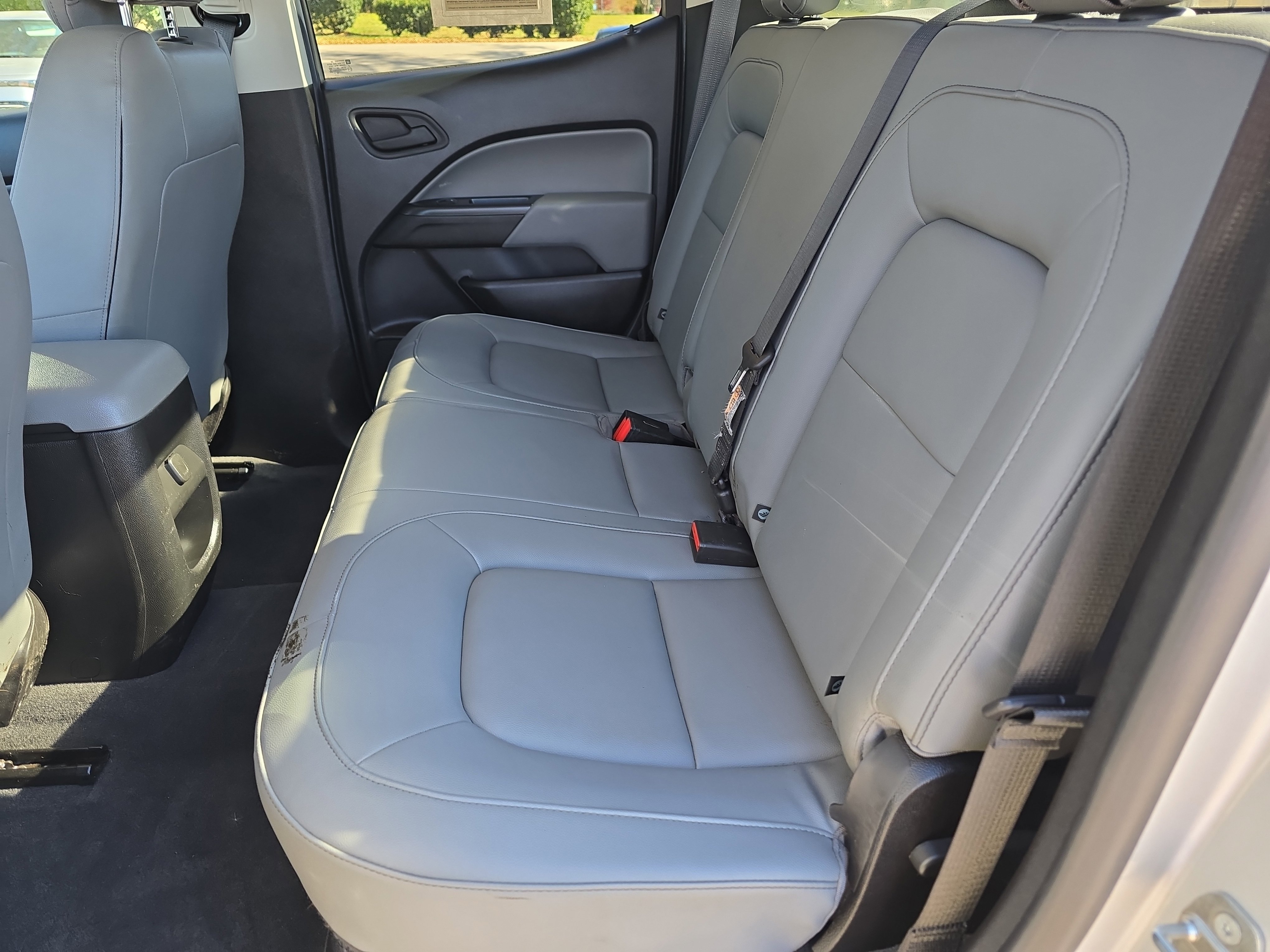 Used 2020 Chevrolet Colorado W/T w/ WT Convenience Package image 14