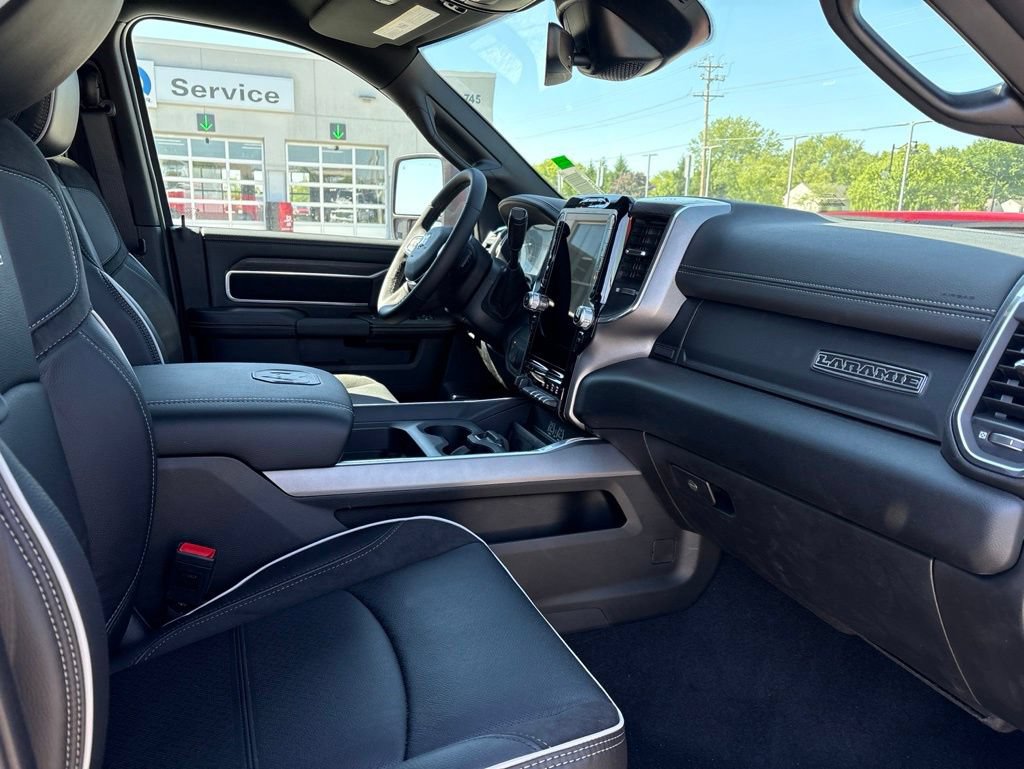New 2026 RAM 2500 Laramie w/ Night Edition AWD/4WD image 14