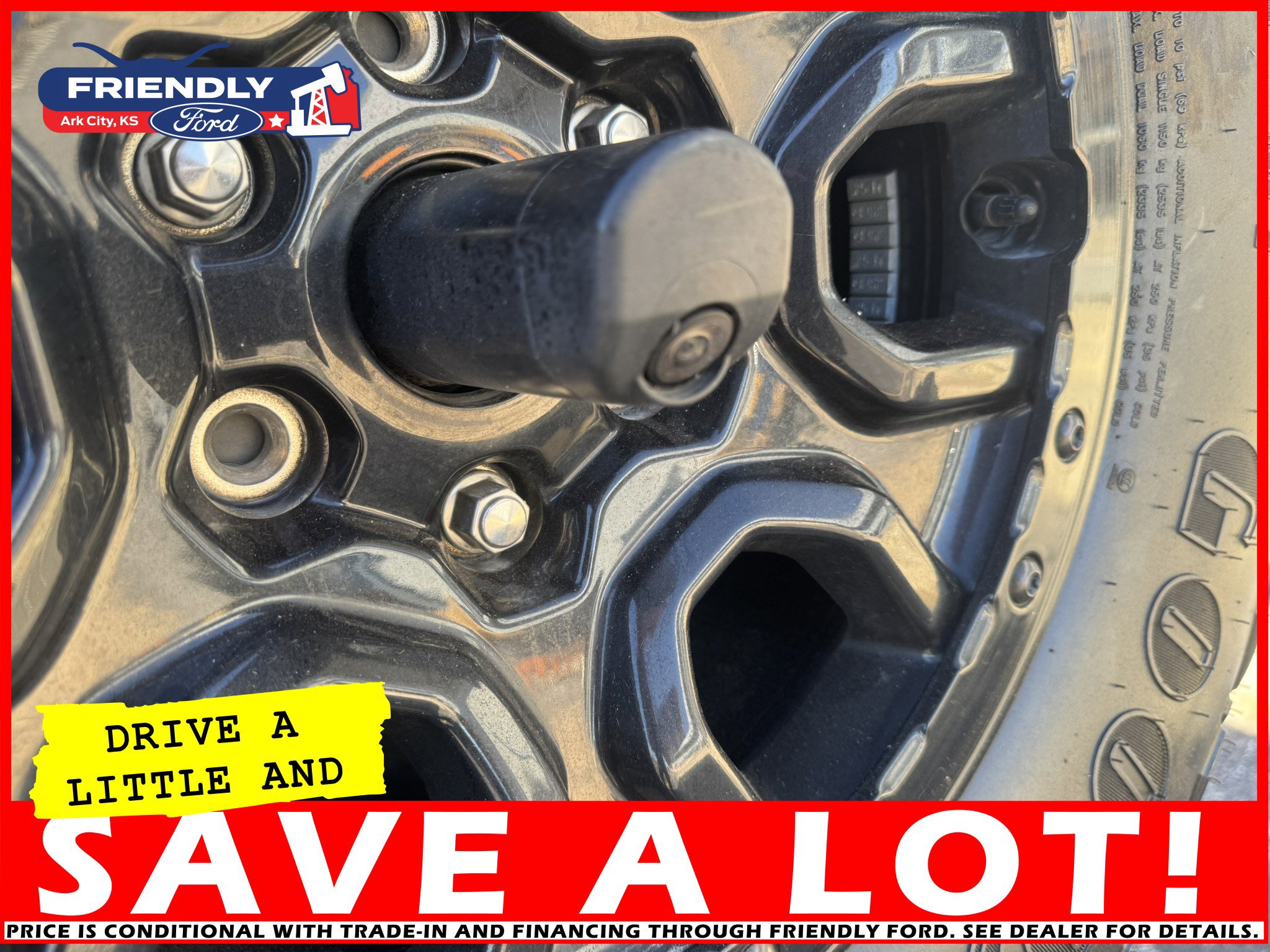 Used 2023 Ford Bronco Wildtrak image 7