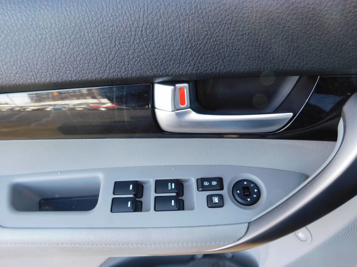 Used 2014 Kia Sorento LX image 19