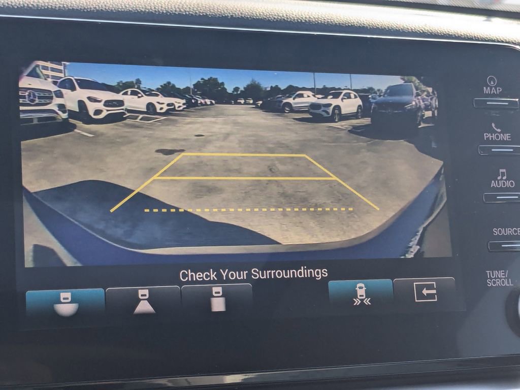 Used 2018 Honda Accord Touring image 8