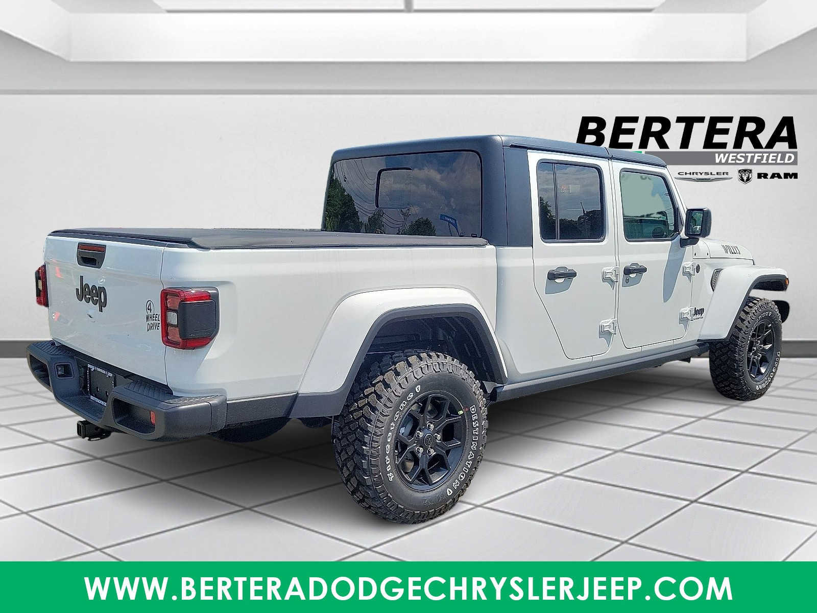 New 2024 Jeep Gladiator Sport image 4