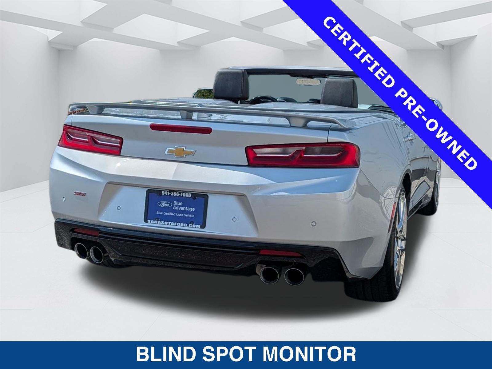 Used 2017 Chevrolet Camaro SS RWD image 4