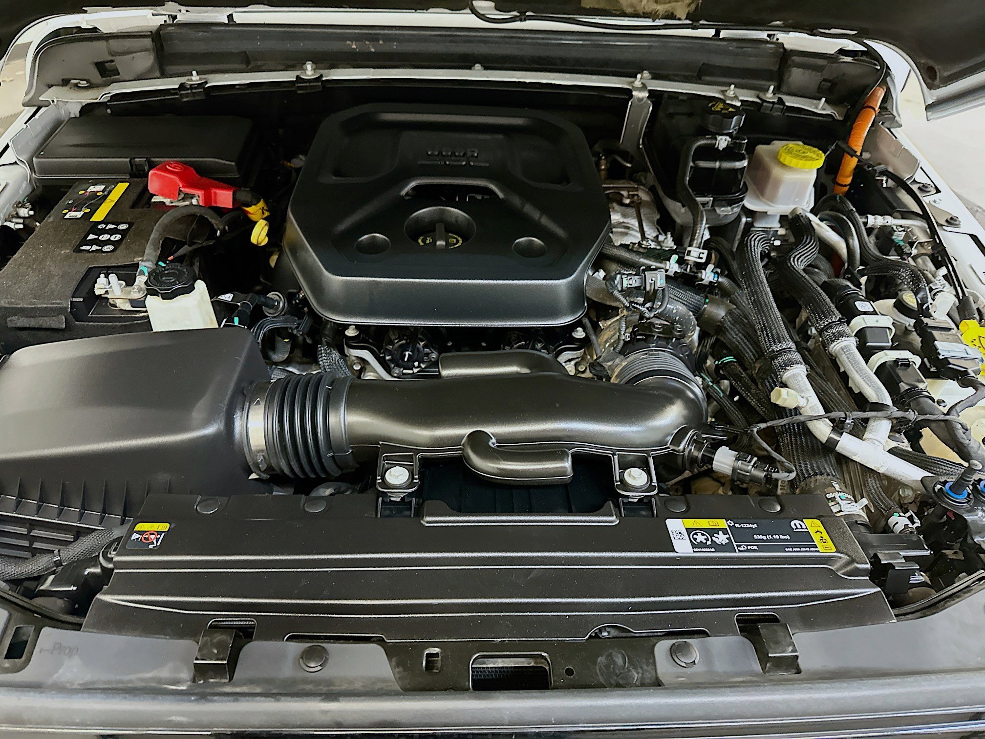 Used 2023 Jeep Wrangler Unlimited w/ Sun & Screen Package image 34