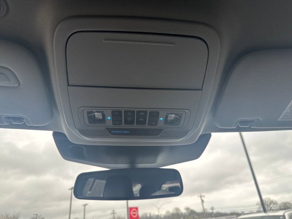 Used 2023 Ford Explorer Limited w/ Limited Technology Package image 45