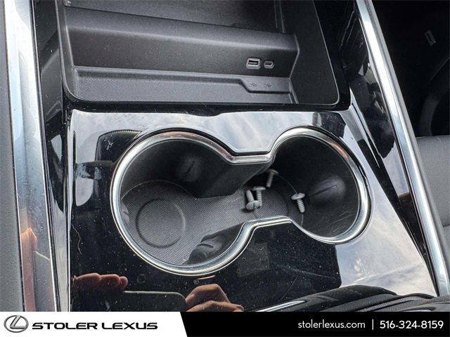 Used 2025 Chevrolet Tahoe Premier image 33