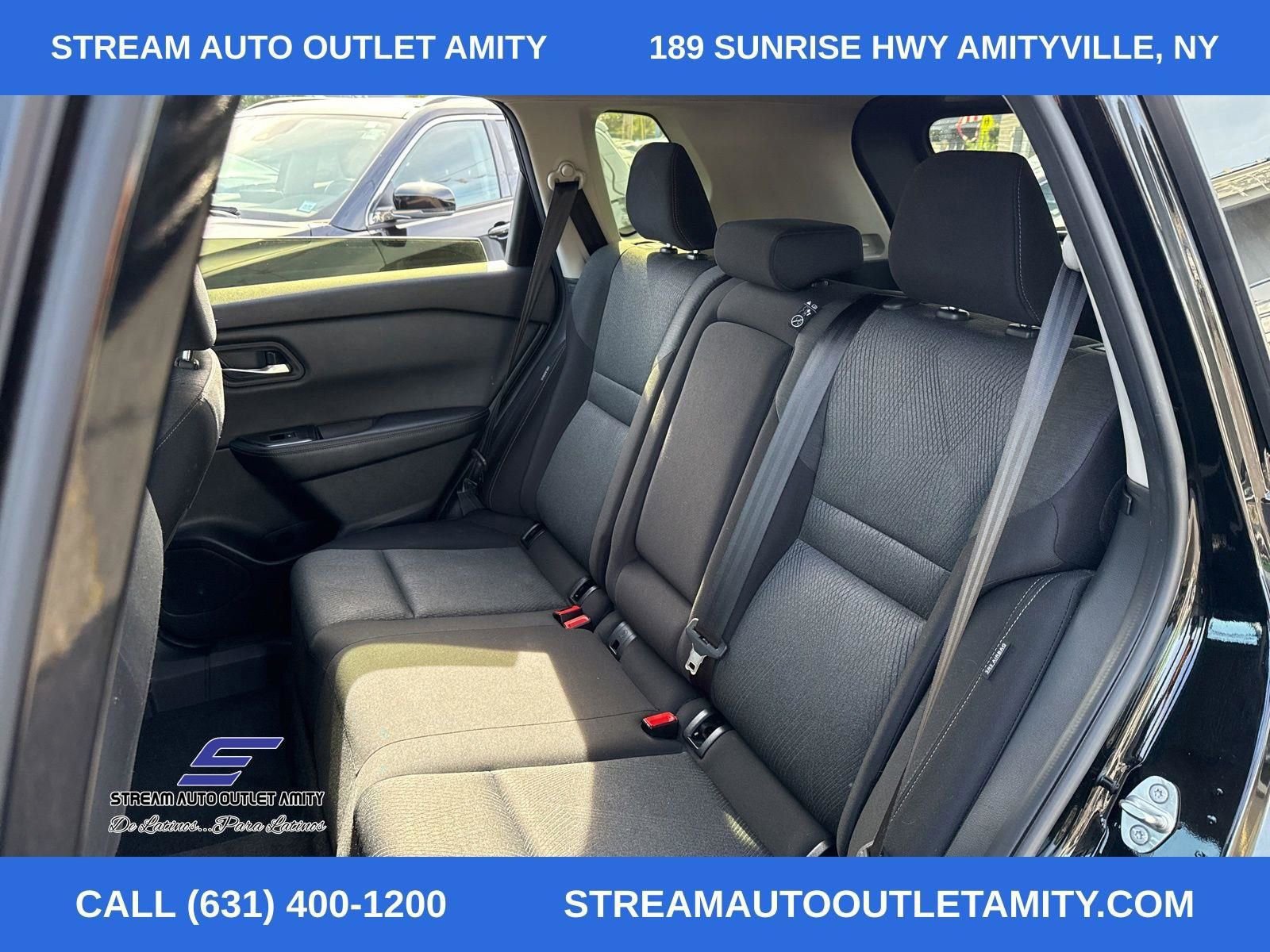 Used 2024 Nissan Rogue SV image 19