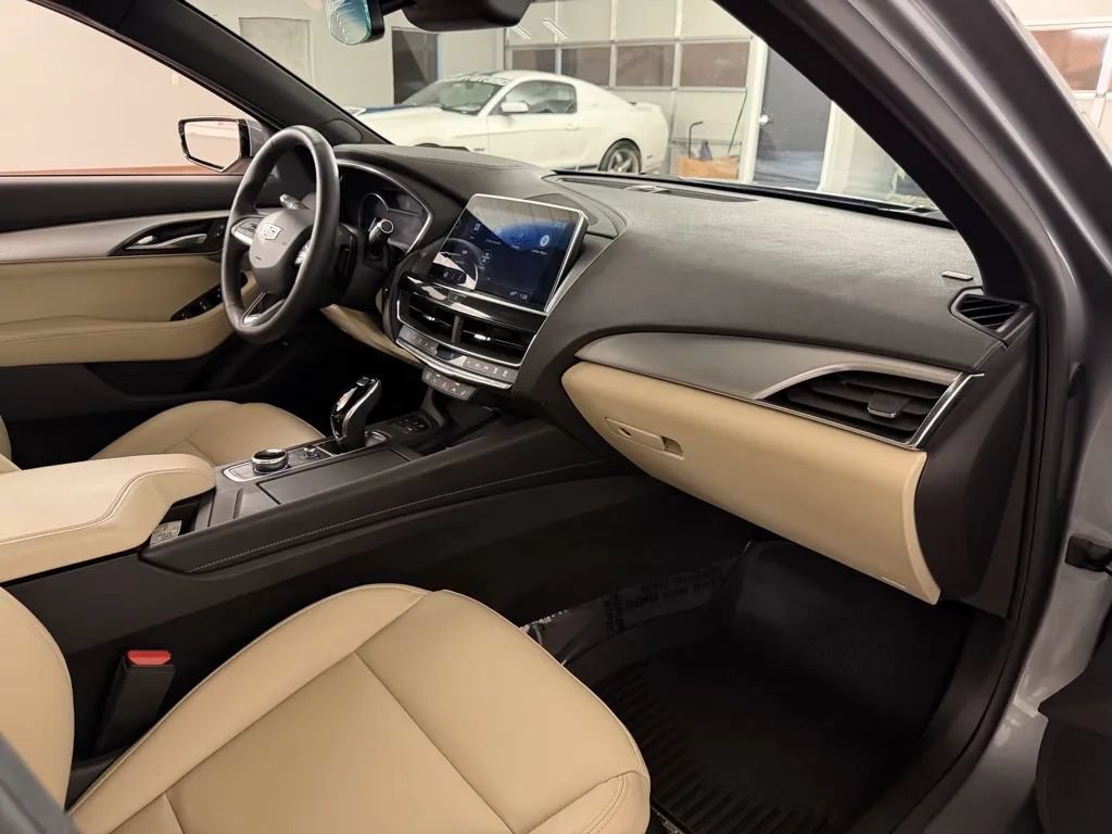 Used 2023 Cadillac CT5 Luxury w/ Sun And Sound Package AWD/4WD image 41