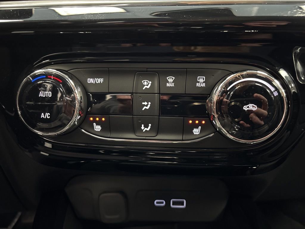 New 2026 Chevrolet Trax ACTIV w/ Driver Confidence Package FWD image 30