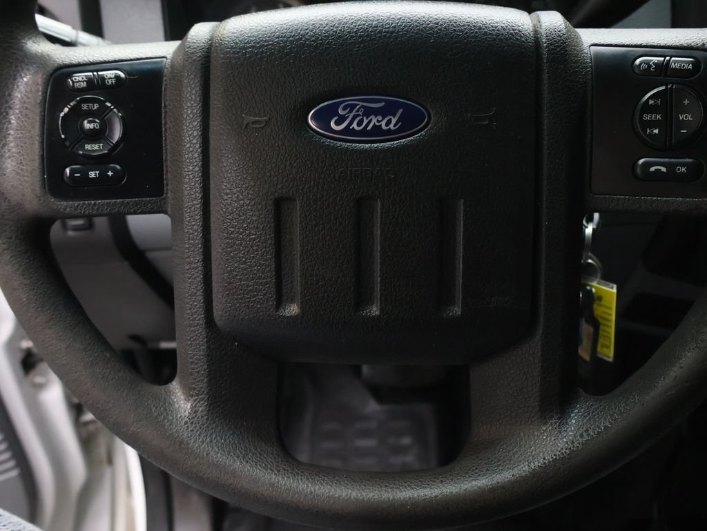 Used 2015 Ford F250 XL w/ Power Equipment Group AWD/4WD image 18