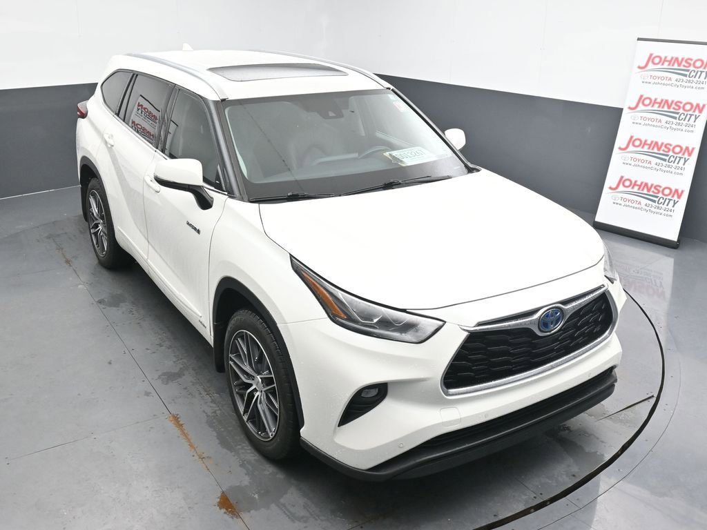 Used 2020 Toyota Highlander Limited image 10