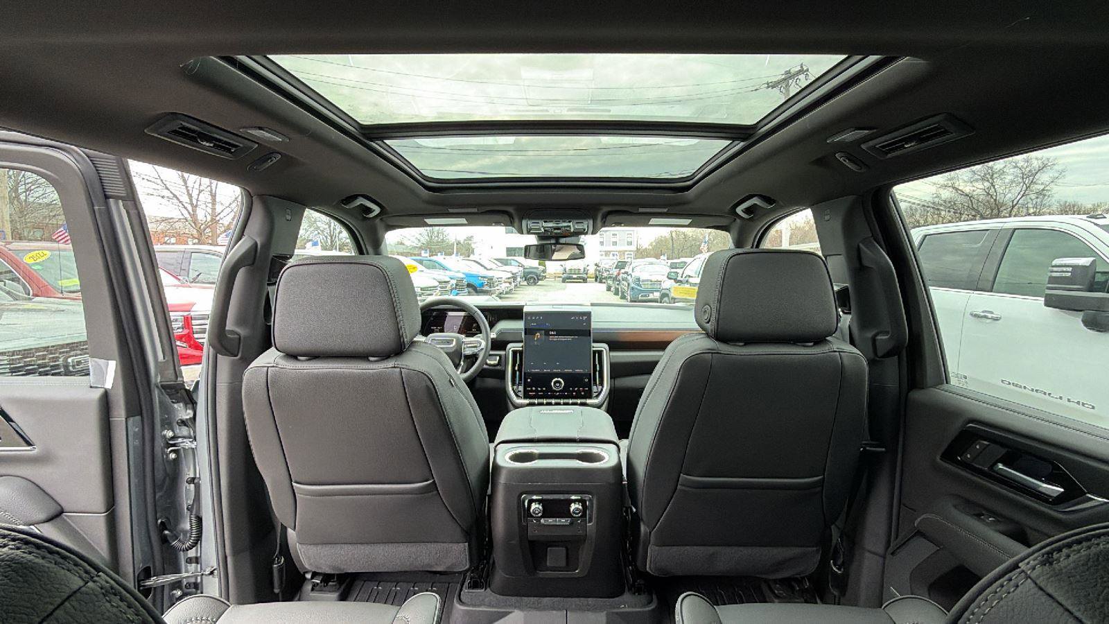 New 2026 GMC Yukon XL Denali AWD/4WD image 40