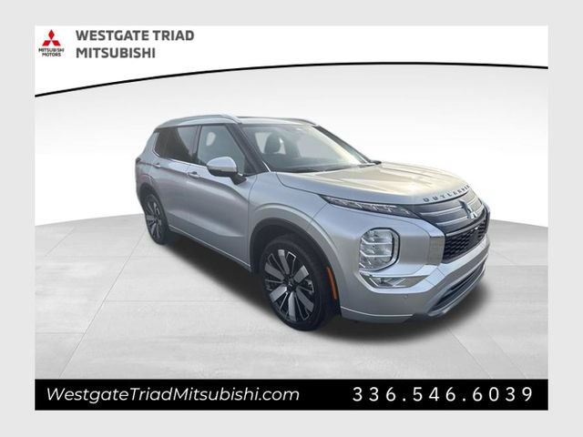 New 2026 Mitsubishi Outlander SEL FWD image 1