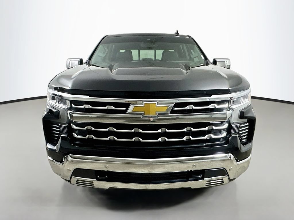 Used 2023 Chevrolet Silverado 1500 LTZ w/ LTZ Convenience Package II AWD/4WD video 2