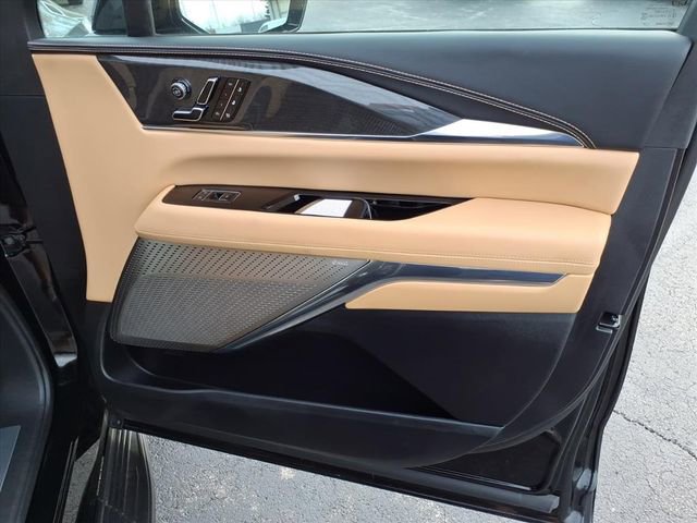 Used 2025 Cadillac Escalade IQ Sport 2 image 25