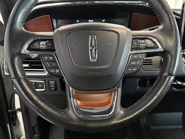 Used 2020 Lincoln Navigator Reserve w/ Equipment Group 208A Reserve image 19