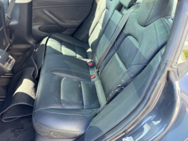 Used 2018 Tesla Model 3 Long Range image 17