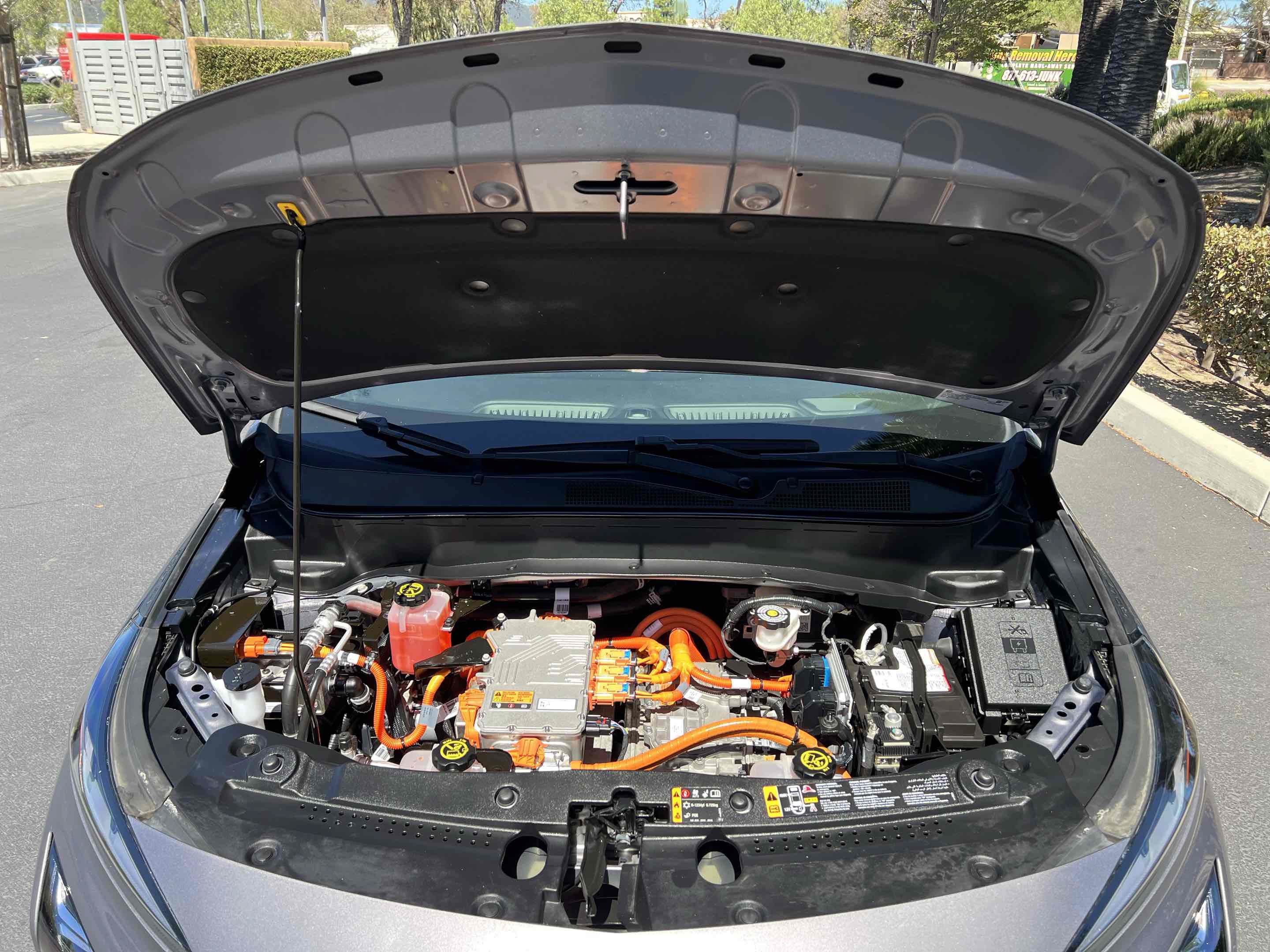 Used 2022 Chevrolet Bolt EUV LT w/ Convenience Package FWD image 27