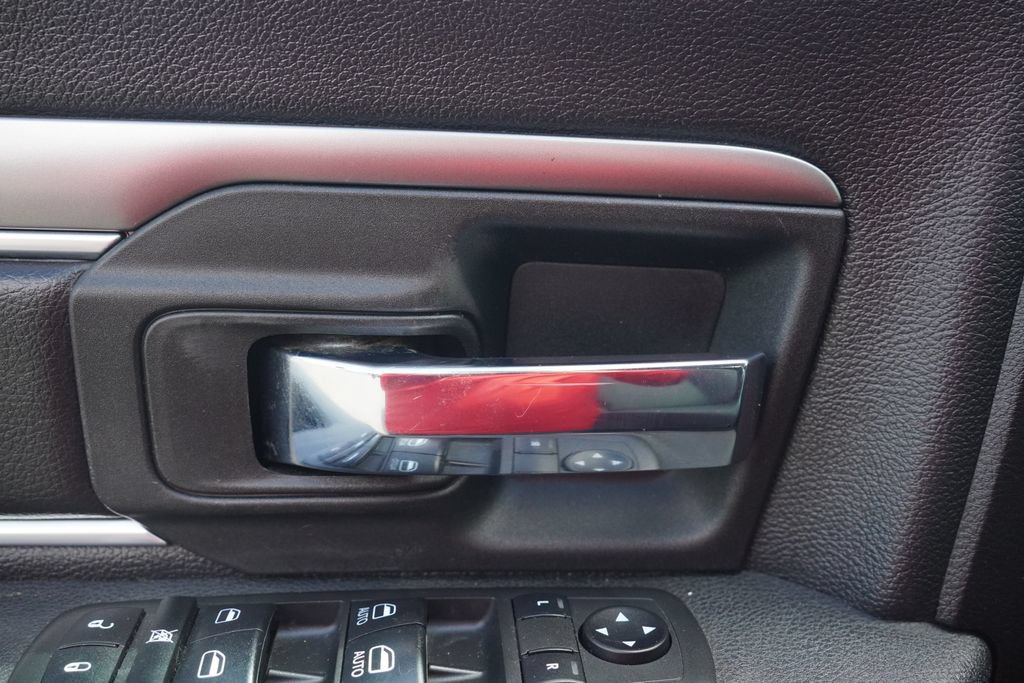 Used 2021 RAM 1500 Warlock RWD image 16