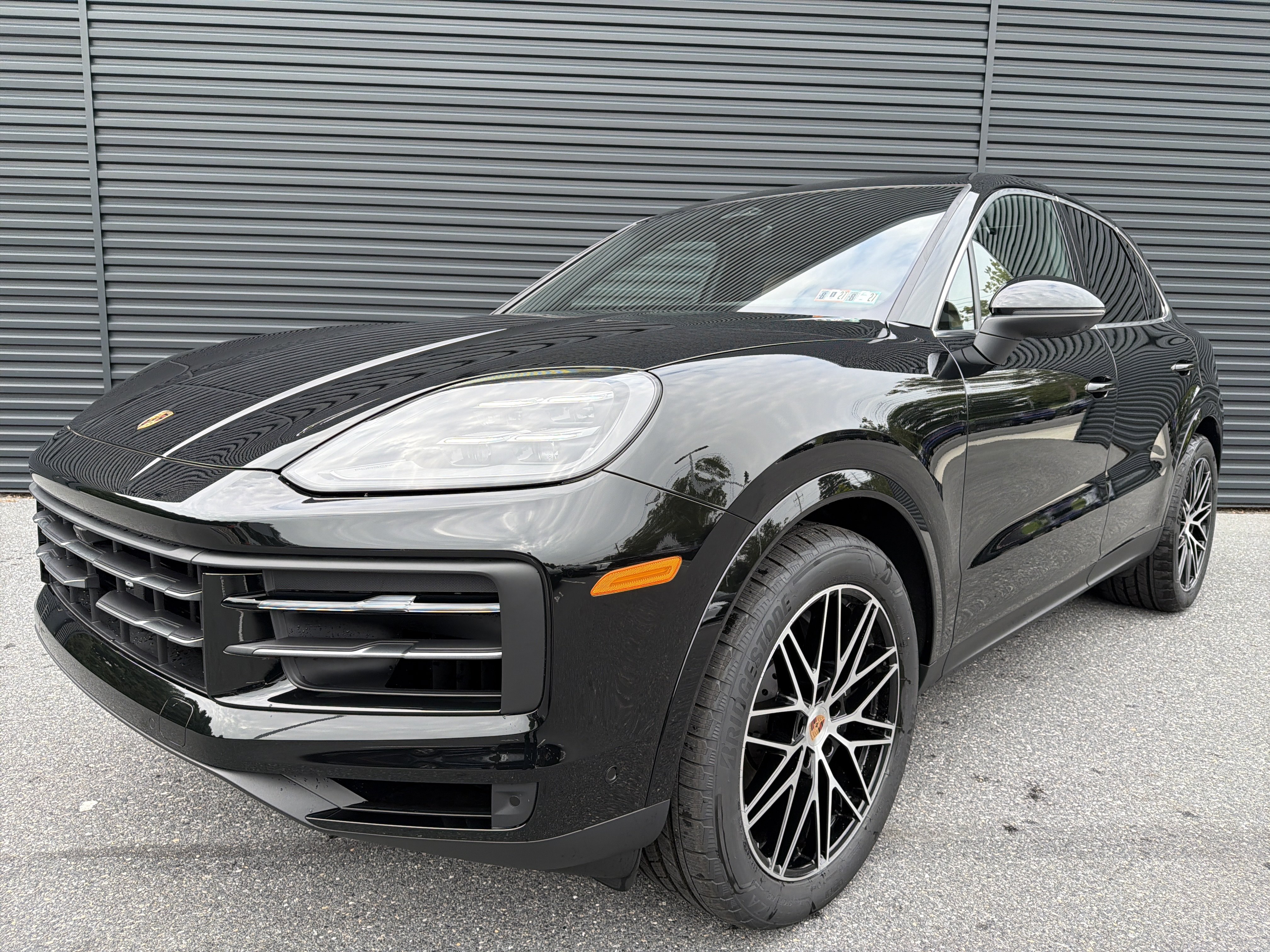 New 2026 Porsche Cayenne AWD/4WD image 1