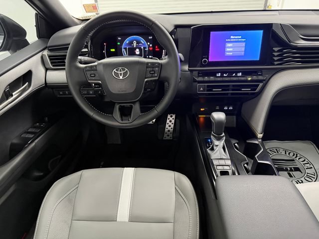 Used 2026 Toyota Camry SE w/ Convenience Package FWD image 32