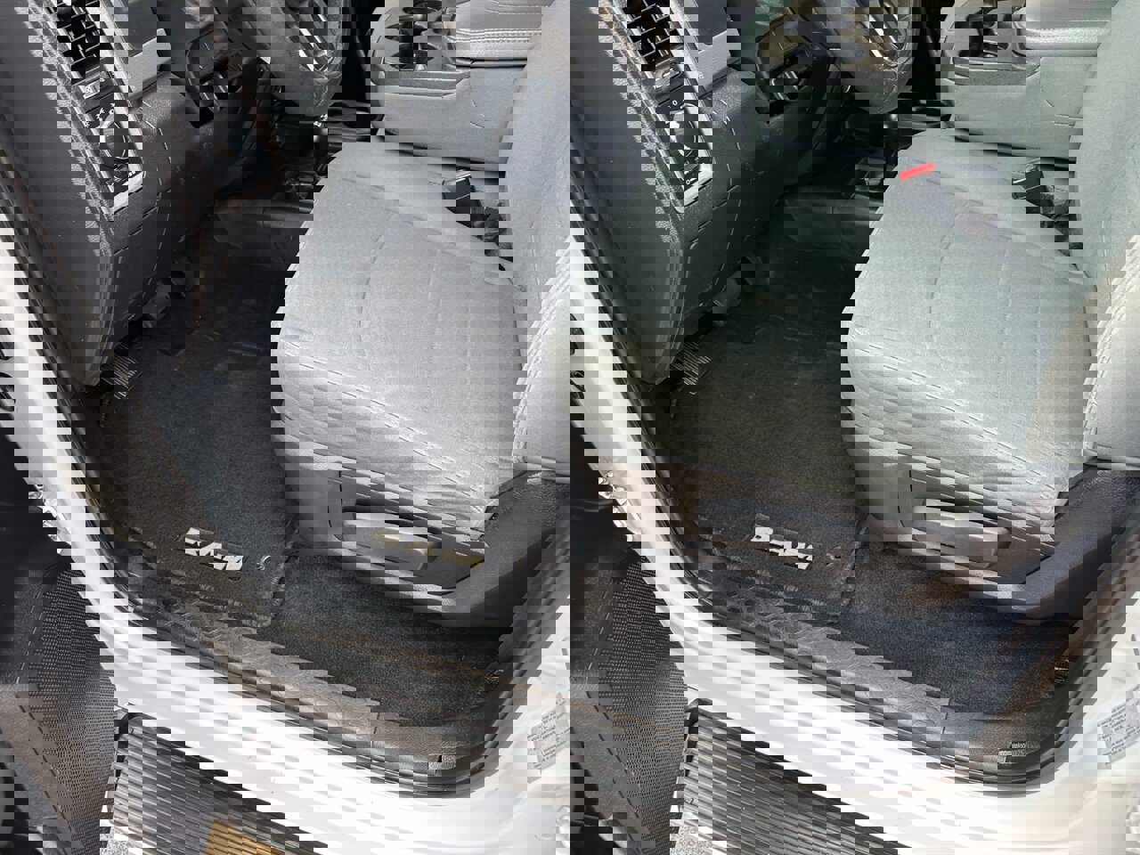 Used 2018 RAM 2500 Tradesman w/ Chrome Appearance Group image 13