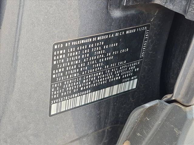 Used 2024 Volkswagen Taos SE FWD image 23