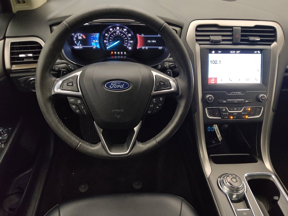 Used 2019 Ford Fusion SEL FWD image 22