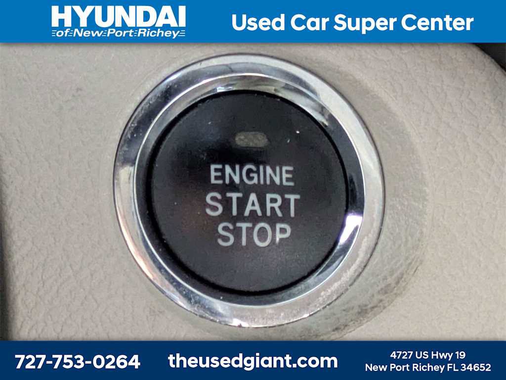 Used 2015 Toyota Sienna XLE image 38