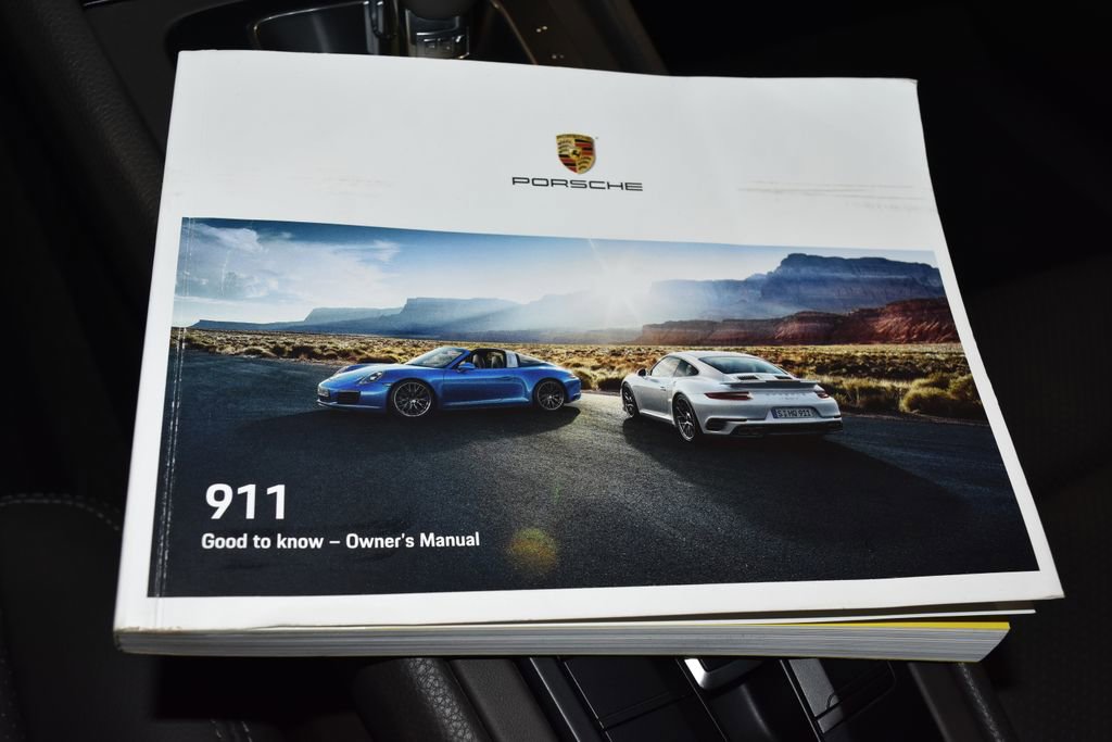 Used 2019 Porsche 911 Carrera RWD image 12