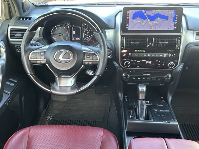 Used 2023 Lexus GX 460 Luxury w/ Accessory Package AWD/4WD image 11