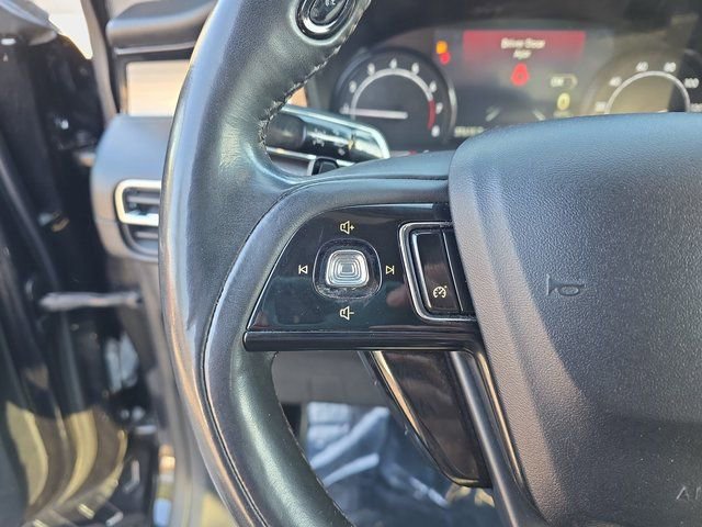 Used 2022 Lincoln Corsair AWD w/ Premium Package image 17
