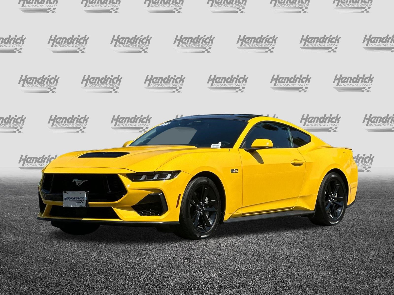 Used 2024 Ford Mustang GT RWD image 9