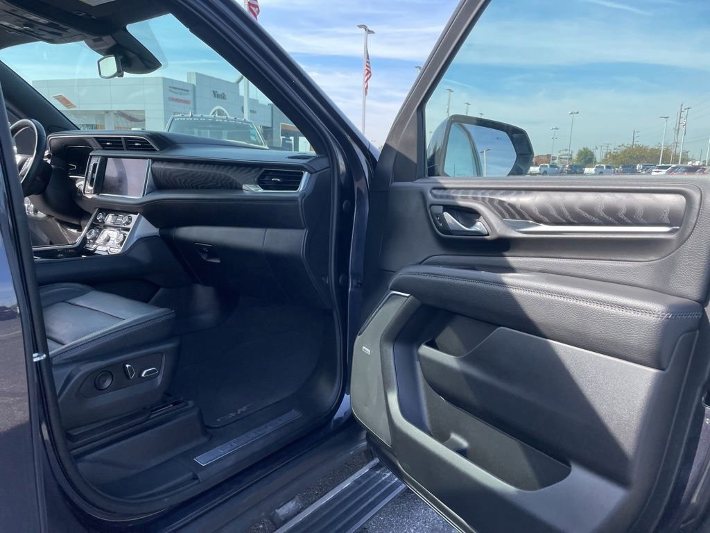 Used 2023 GMC Yukon Denali w/ Max Trailering Package image 44