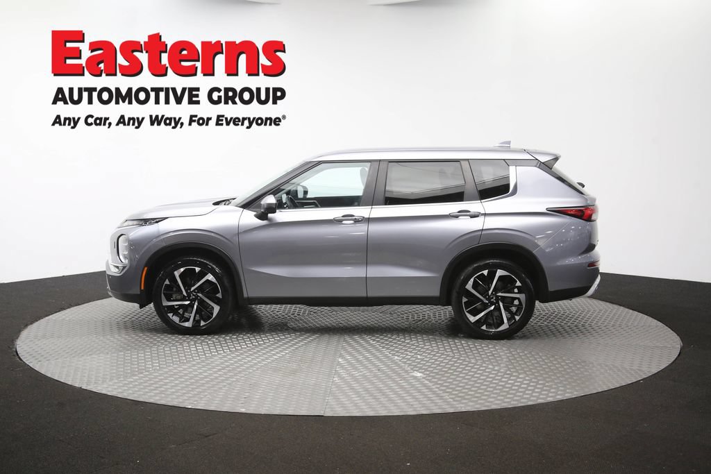 Used 2024 Mitsubishi Outlander SE AWD/4WD image 61