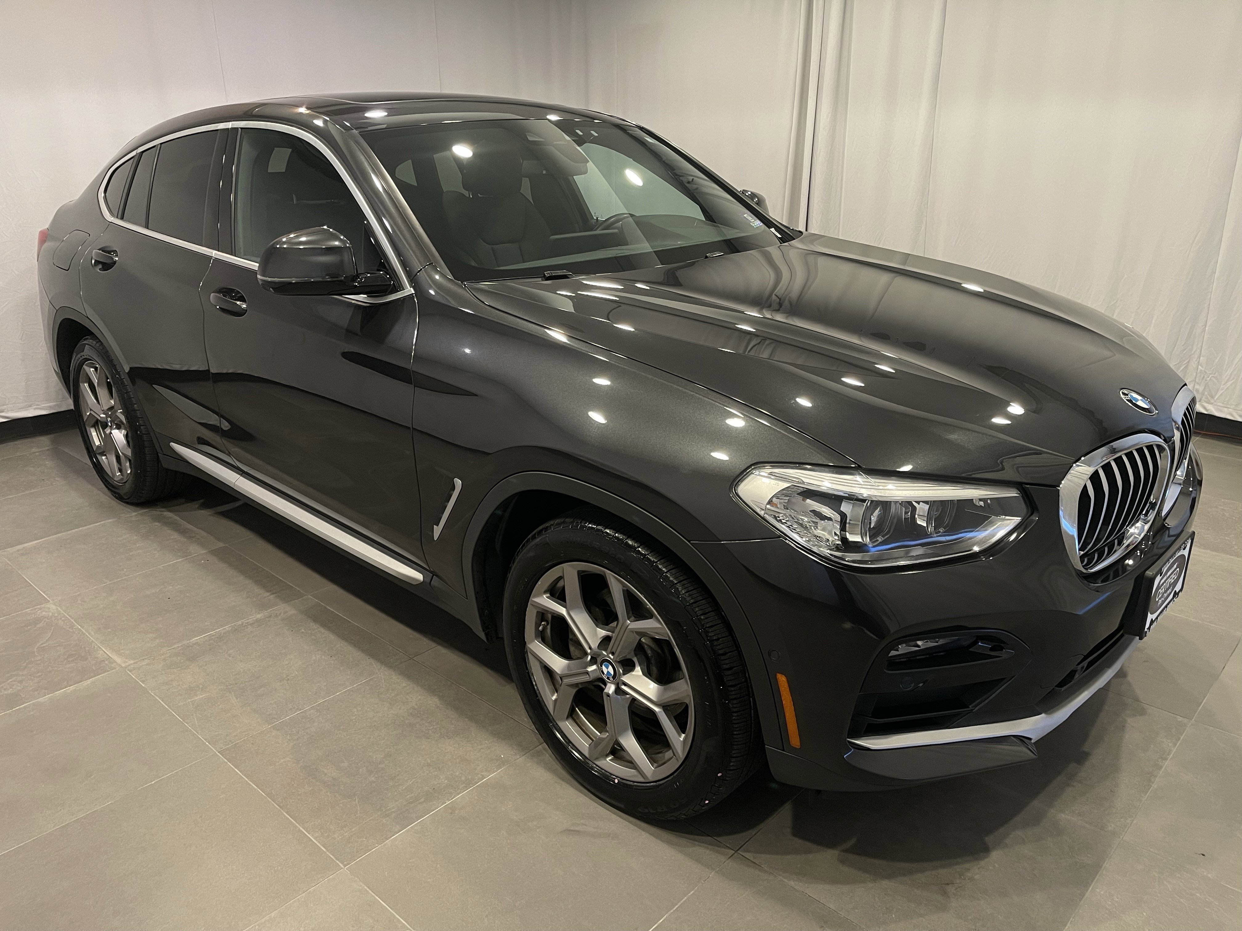 Used 2020 BMW X4 xDrive30i w/ Convenience Package image 3